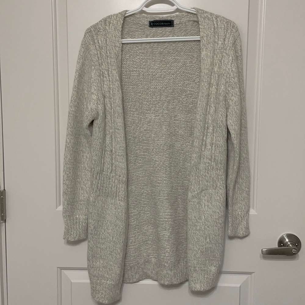 COCO & tashi Light Grey Cardigan